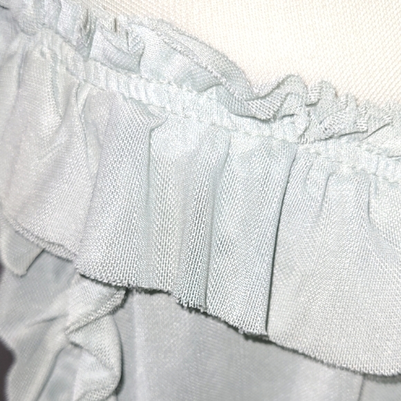 New "Ripe" Brand Mint Green Soft Ruffle Blouse. - Picture 4 of 10